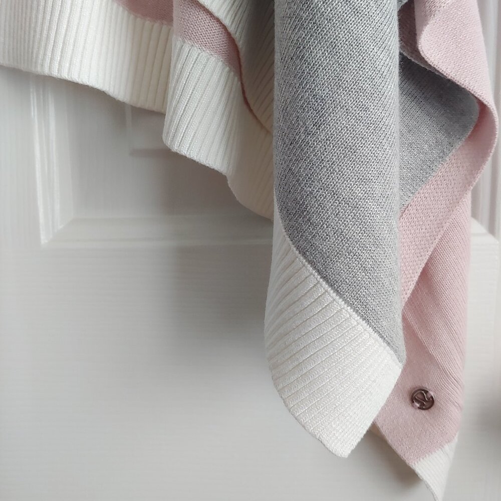 LULULEMON Hatha Wrap Quicksand, Misty Pink, Silver Fox, and Alpine White - Picture 6 of 9